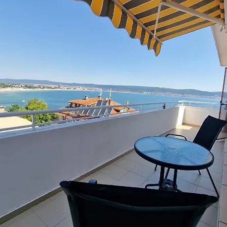 Family Selena Hotel 2*